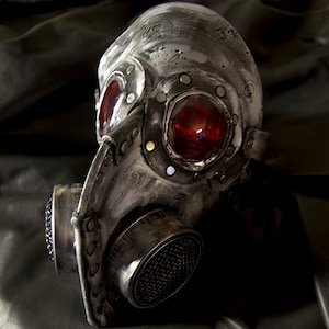 Steampunk leather gas mask - Halloween comicon, robot  horror