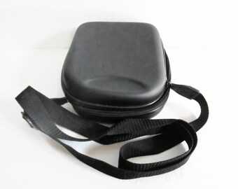 Deluxe Portable CD Player Holder Case with Belt Black Hiking or Biking for Exercise 