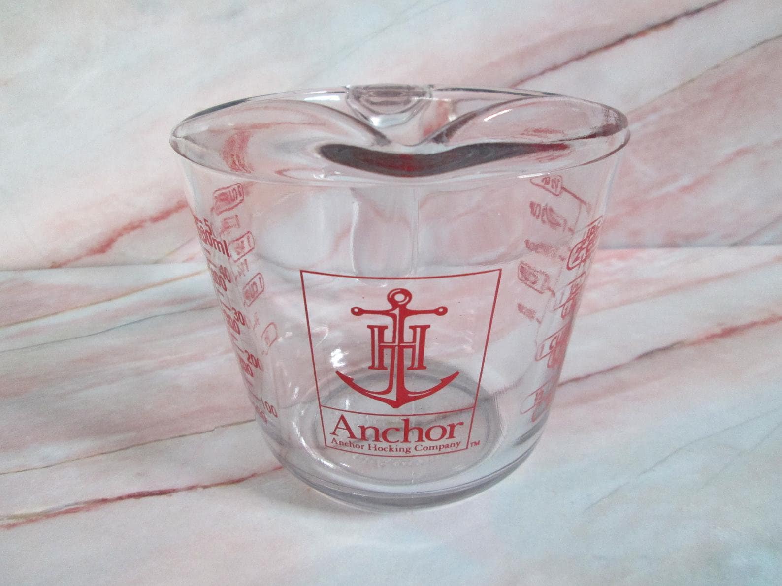 Anchor Hocking Red 8oz Measuring Cup - Kitchen & Company