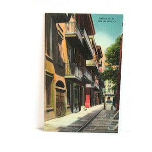 Vintage Linen Postcard Pirate&#39;s Alley New Orleans Louisiana