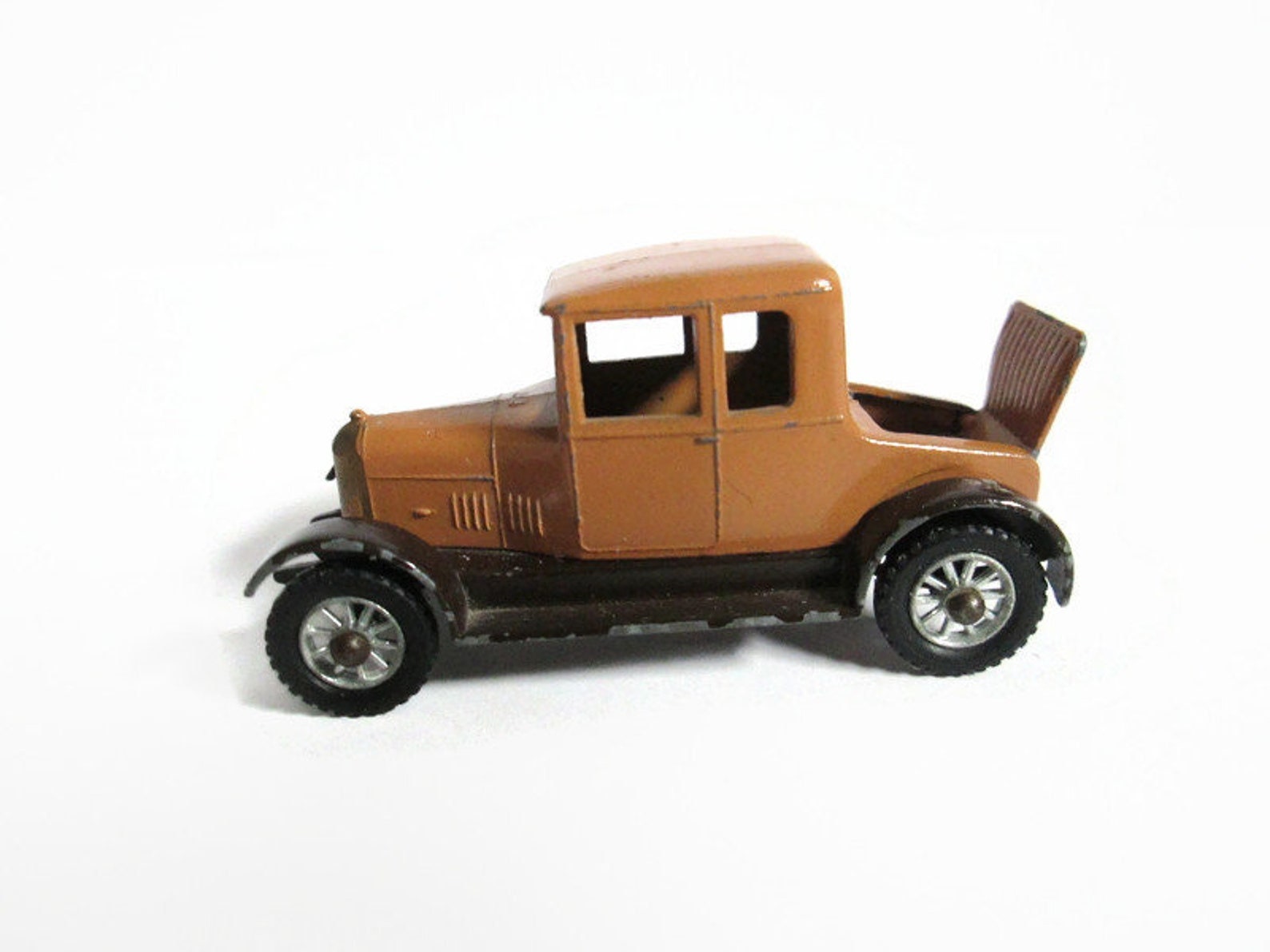 Matchbox Models of Yesteryear No 8, 1926 Morris Cowley