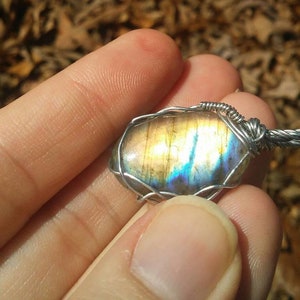 Colorful labradorite wire wrap pendant necklace. image 3