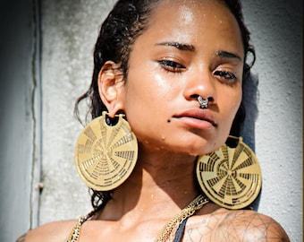 A pair of Gold, Silver  Ear Weights, Ear Hangers, Statement Earrings, Gold Gauge Earrings, Dangle Ear Weights, Crop Circle Jewelry, Hoop