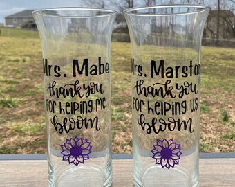 Personalized Appreciation Teacher day gift, Teacher flower vase, Teacher birthday gift, Group class gift, Thanks for helping me bloom gift