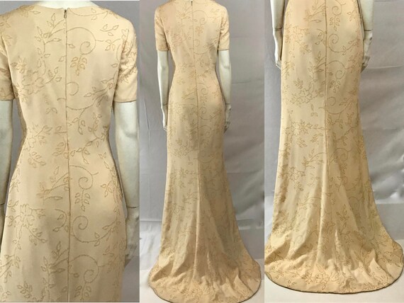 Badgley Mischka Gown Epitomizes Glamorous Underst… - image 4
