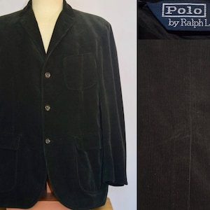 80s top quality Vintage Polo by Ralph Lauren - Men’s wide wale Corduroy Jacket features fine-tailoring details and sophisticated color