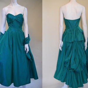 1950s Vintage Prom Dress with Matching Shawl in Iridescent Emerald Green Silk Taffeta.