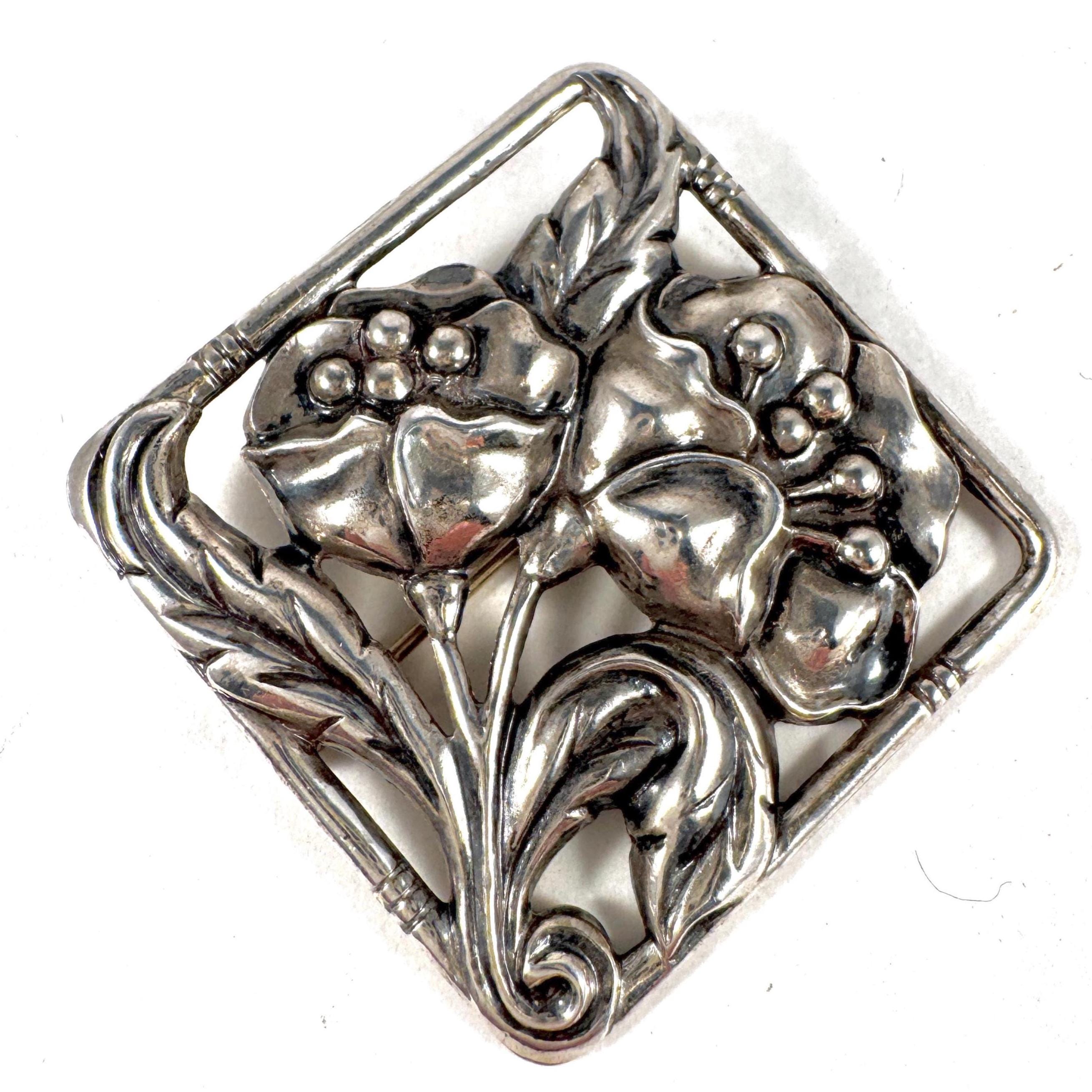 Broche Art Nouveau En Argent Massif - Décor Fleurs Avec Grenats Et Opale - 36x24 Mm