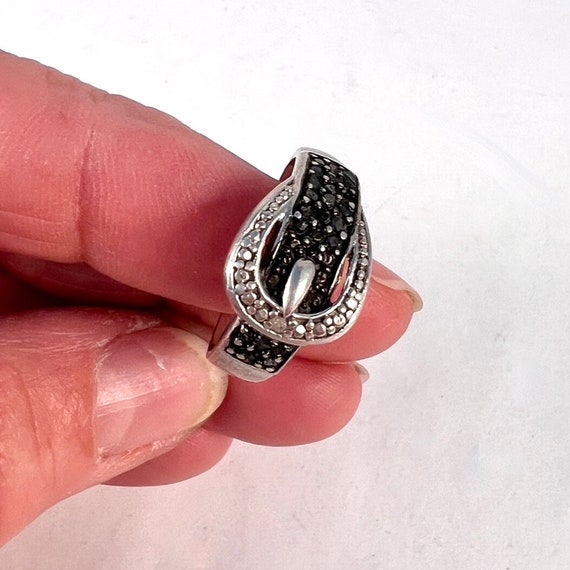 Sterling and Black Vintage Buckle Ring, Unique De… - image 6