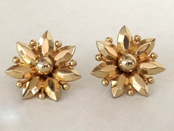 Coro Floral Earrings, Large Vintage Signed Star F… - image 2