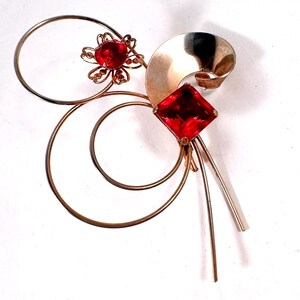 Huge 1940s Vintage Floral Brooch, Large Pink Gold Floral Pin with Red Stones, Unique Eye Catching Fashion Statement Jewelry