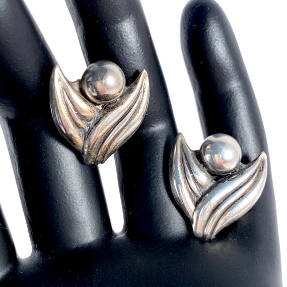 Vintage Sterling Flower Earrings, Sweet Silver  F… - image 4