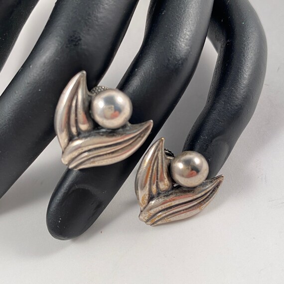 Vintage Sterling Flower Earrings, Sweet Silver  F… - image 5