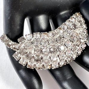 Silver Rhinestone Vintage Leaf Brooch, Glittery Clear Faceted Glass Cut Rhinestones, Unique Vintage Fashion Accessory Gift