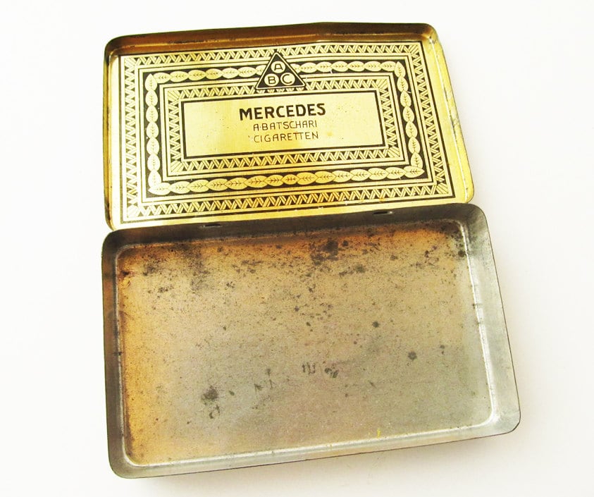 Mercedes A.batschari Cigaretten Tin Box German Baden Baden