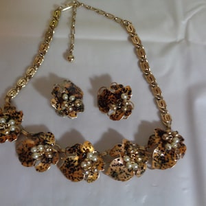 Gold Plate Enamel Floral Necklace & Clip On Earrings Set