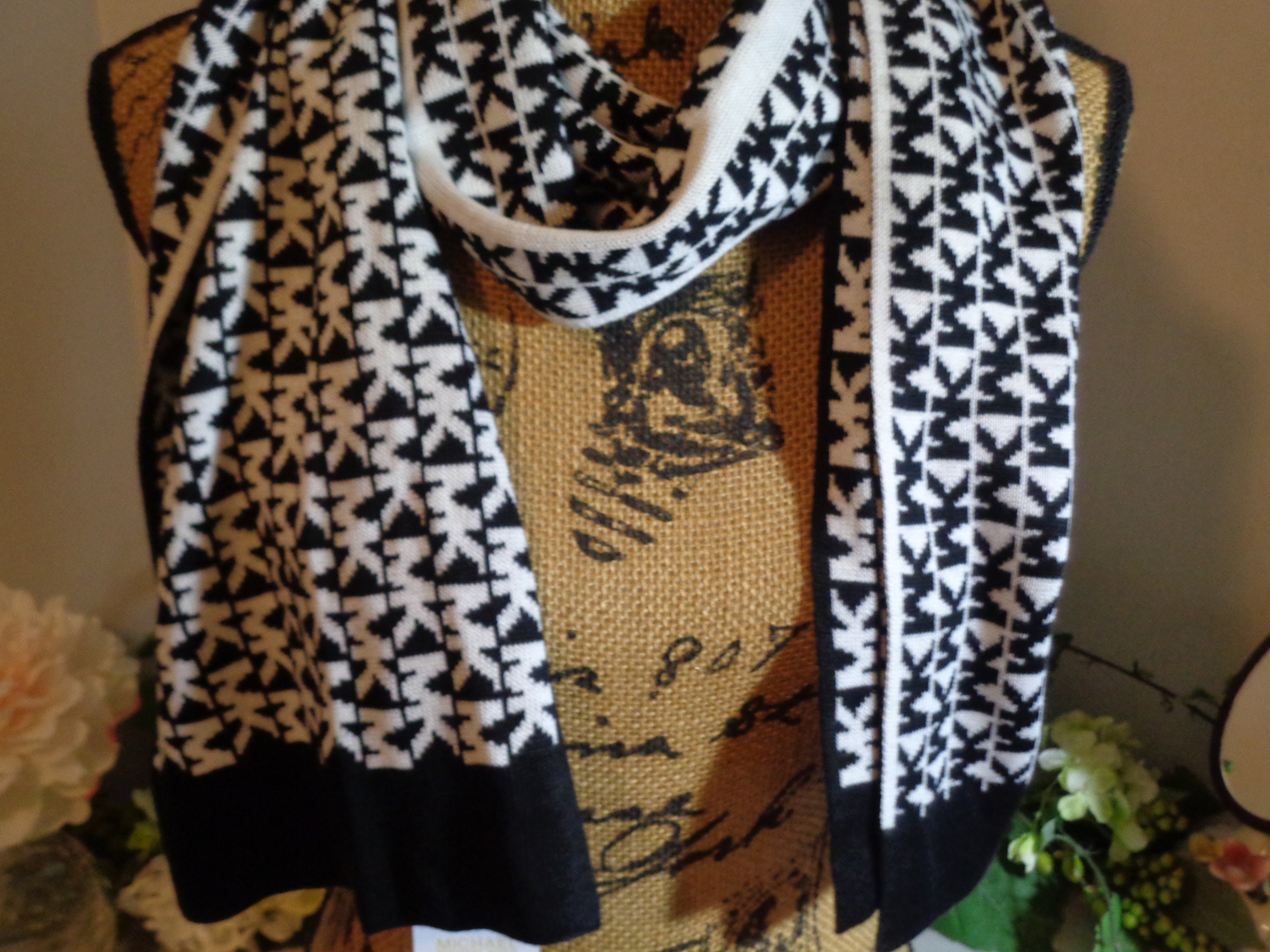 Michael Kors Scarf and Hat Set NWT  Lux Second Chance