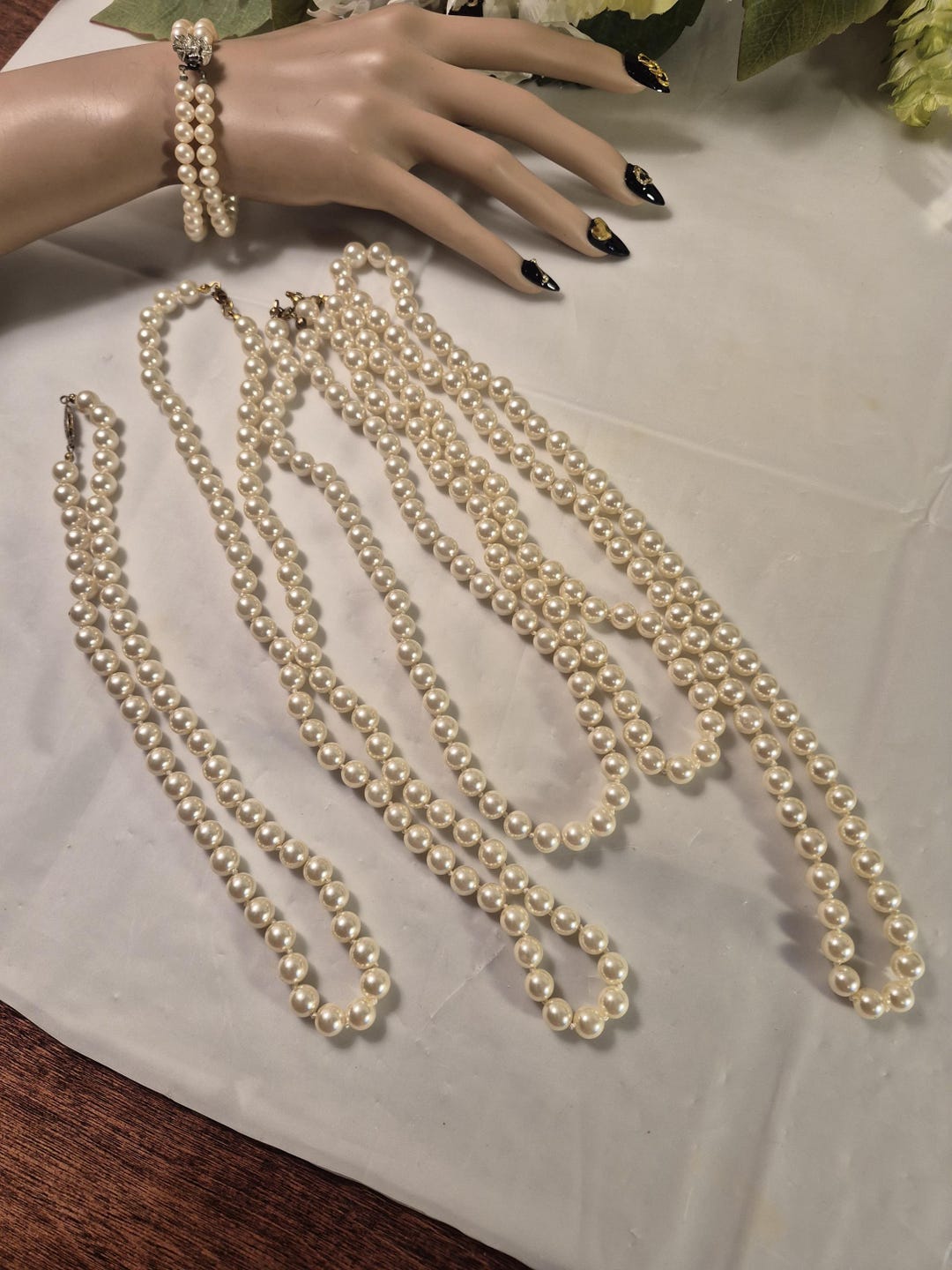 Prom Stack Five Single Strand Creamy Colored Glass Pearl Necklaces Matching Creamy ...