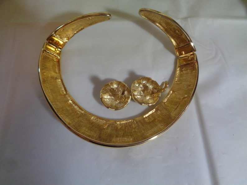 Valentino Garavani Giraffe Choker & Earrings Set: 1980s Gold Plate Enamel image 8