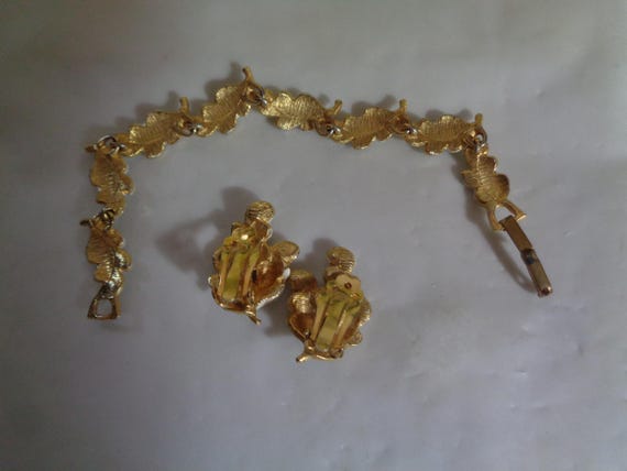 White Enamel Gold Leaf Pattern Design Bracelet Ma… - image 8