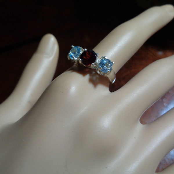 Three Stone Red Garnet Blue Topaz Prong Set 925 Sterling Silver ring Size 6 1/2