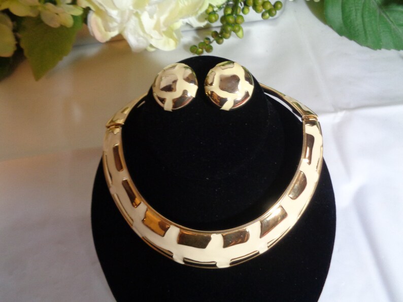 Valentino Garavani Giraffe Choker & Earrings Set: 1980s Gold Plate Enamel image 2