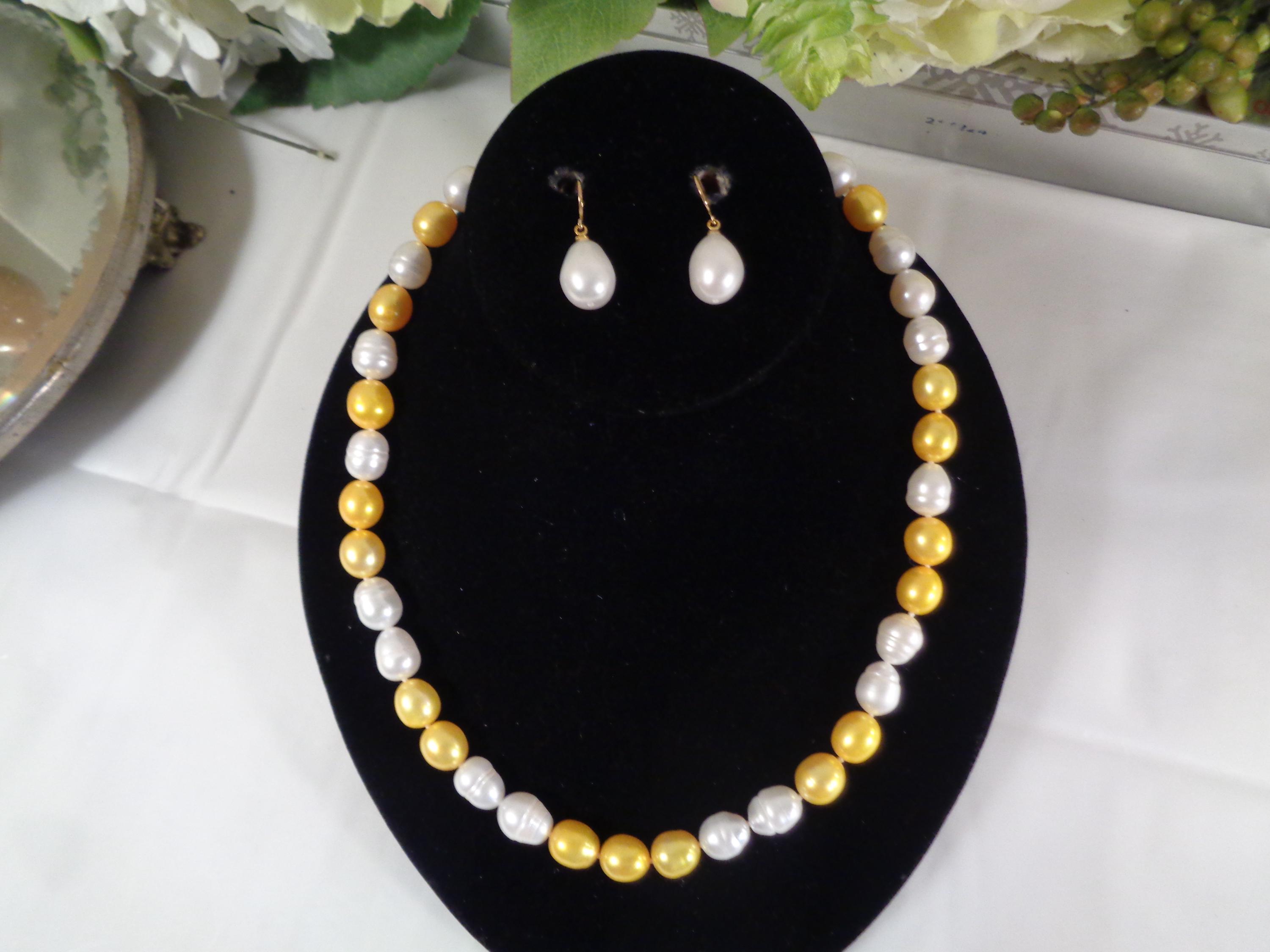 Vintage 14kt Gold Baroque Pearl Necklace Earrings Set