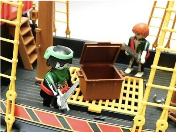  PLAYMOBIL Pirate Ship Building Set : Toys & Games