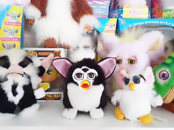 Furby, jouet qui a fait sensation de 1998 à 2001, fait son retour - La Voix  du Nord