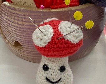 Toadstool Keyring / Pin Cushion crochet pattern PDF (UK)