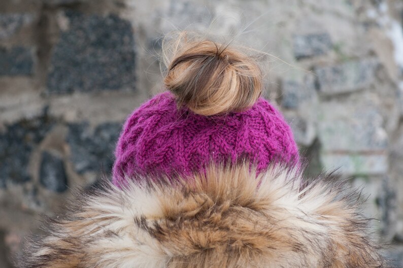 PDF knitting pattern Knit hat pattern Messy Bun Criss Cross afbeelding 3