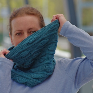 PDF knitting pattern, Swirling Leaves cowl pattern, Garter stitch cowl pattern