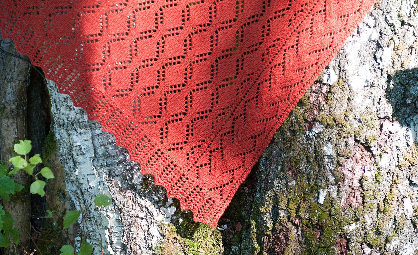 PDF Knitting Pattern, Knit Shawl Pattern, Busy Bee Shawl Pattern, Lacy ...