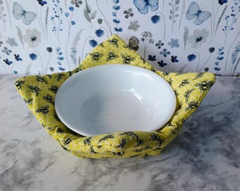 Honeybee Microwave Bowl Holder, All Cotton Hot Pad, Fabric Soup Bowl Hugger, Microwave Safe Dish Warmer