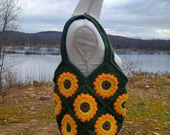 Crochet sunflower market bag