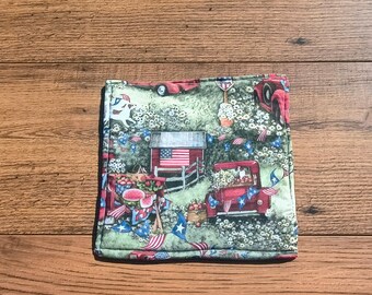 100% cotton double layer hot pad. Farm truck decor. Fourth of July