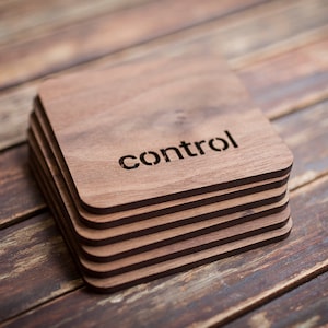 Valnötsfärgade tangentbordsunderlägg: Geek-presentset - Apple Fanboy, Mac Lover Decor