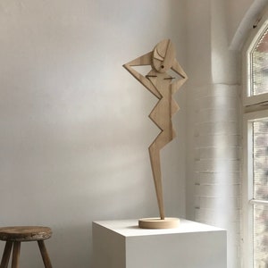 Lula Woodnsculpture image 1