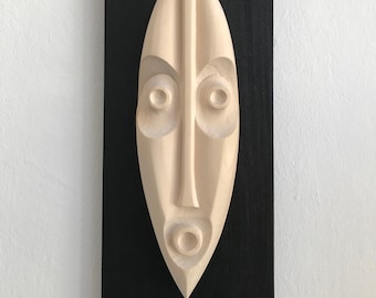 Handmade Artful Unique - TribalMask II - Handgschnitzte, original, unique mask made of linden wood. Special gift