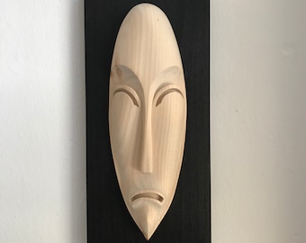 Pièce artistique unique faite à la main - TribalMask I - Masque sculpté à la main, original, unique en bois de tilleul. Cadeau spécial