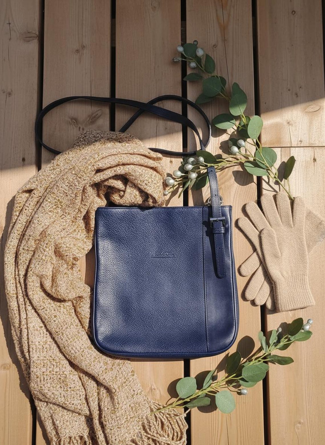 Longchamp - Vintage- Le Foulonné Crossbody Bag – Dark Blue – Unisex, foto 1 di 5