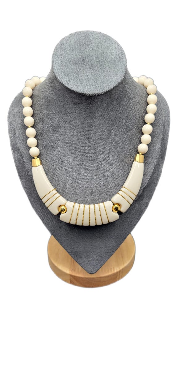 Vintage Postmodern Plastic Statement Necklace, Cr… - image 3