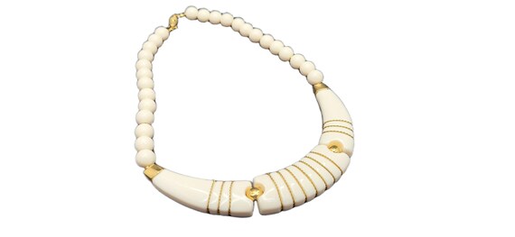 Vintage Postmodern Plastic Statement Necklace, Cr… - image 4