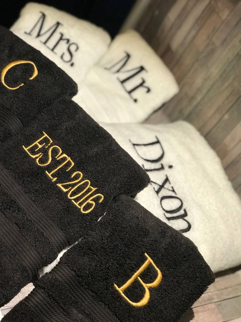 Personalized Towels / Monogrammed Towels /wedding Gift/ Etsy