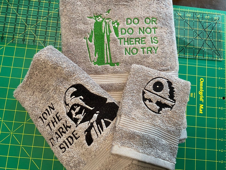 towel set with Star Wars you choose which symbols image 8