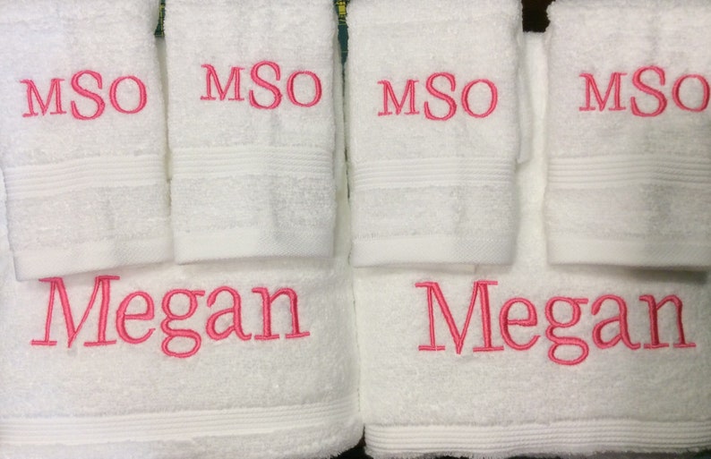 Monogrammed / personalized bath towel/ sets bridesmaid gift/ maid of honor gift personalized towels image 3