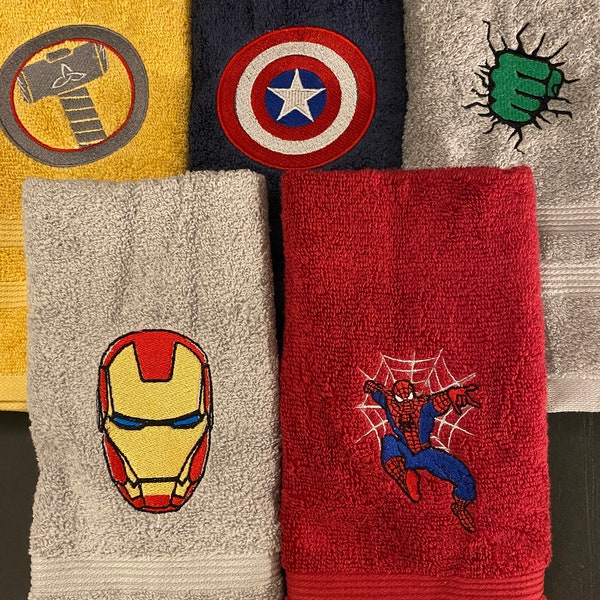 Personalized superhero towels set