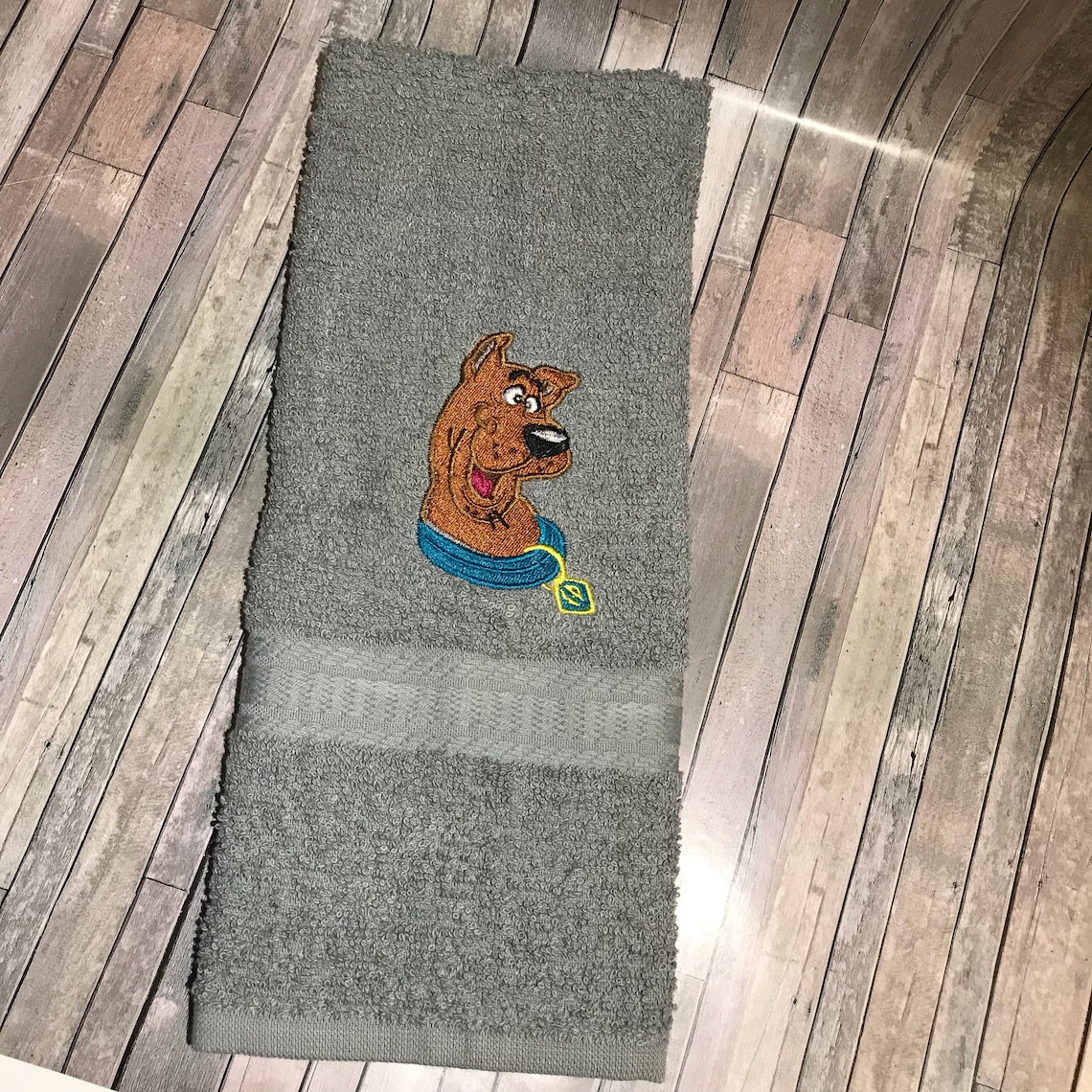 Scooby Doo Towel/ Scooby Towel/ Scooby Bath/ Scooby Doo Gift/ Etsy
