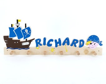 Kindergarderobe Holz mit Name Piratenschiff Pirat