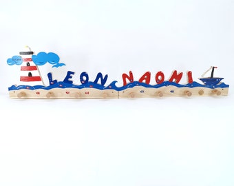 Kindergarderobe Holz mit Name Leuchtturm & Segelboot